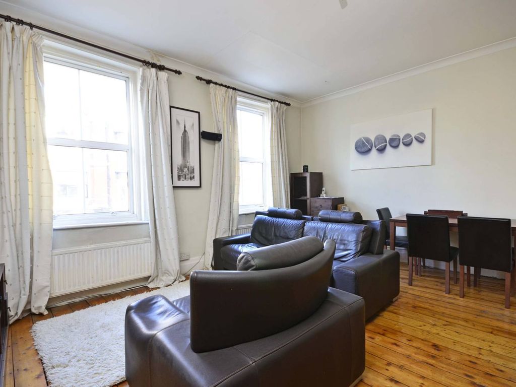 2 bed flat to rent in West End Lane, West Hampstead, London NW6, £2,167 pcm