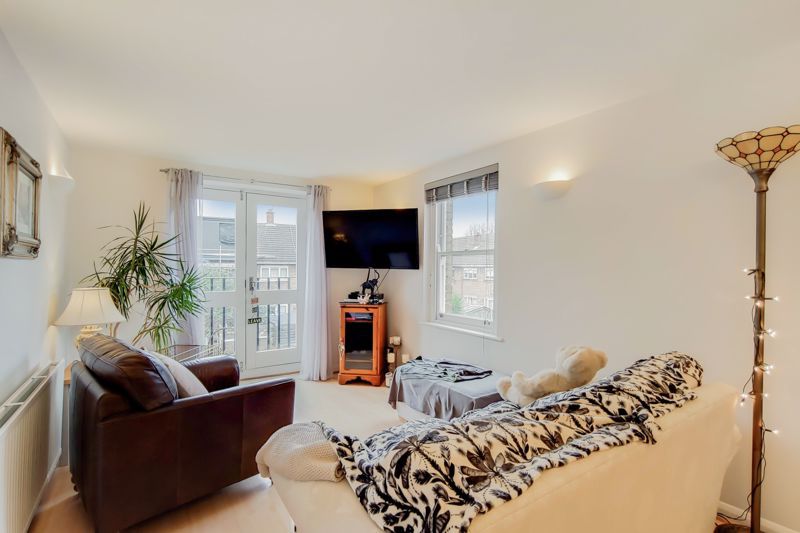 1 bed flat for sale in Ordell Road, London E3, £380,000