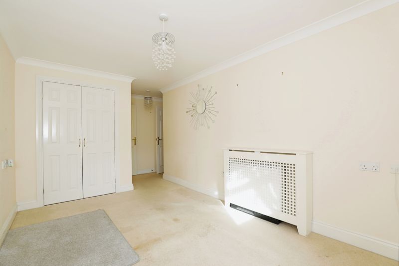 1 bed flat for sale in Pegasus Court (Acton), Acton W3, £175,000