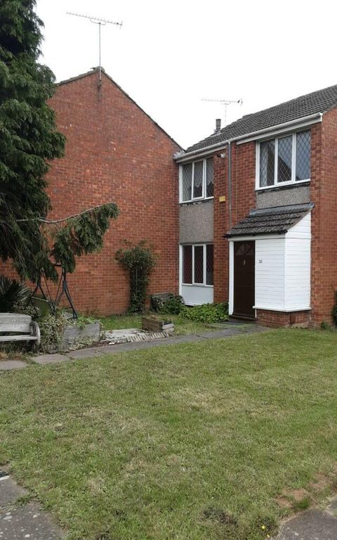 3 bed end terrace house to rent in Barrow Close, Coventry CV2, £995 pcm