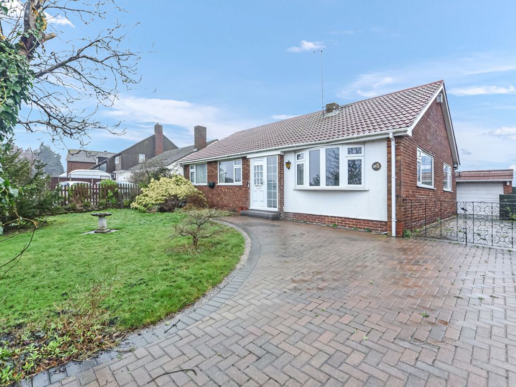 3 bed detached bungalow for sale in Shalloak Road, Broad Oak, Canterbury, Kent. CT2, £350,000