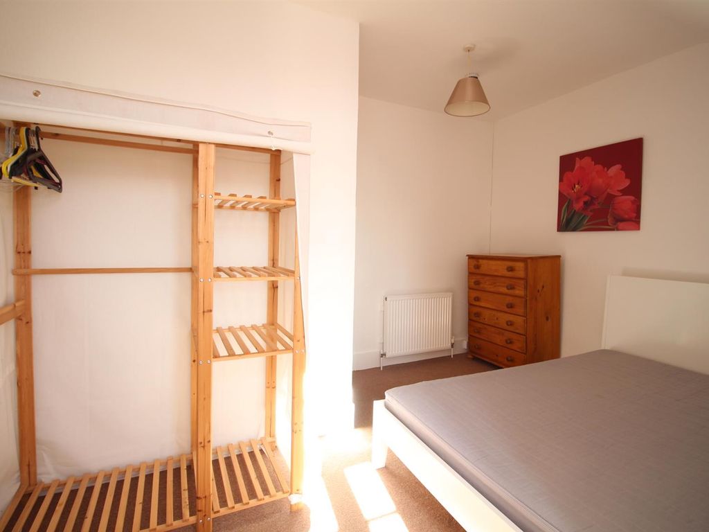Room to rent in High Street, Ashford TN24, £495 pcm