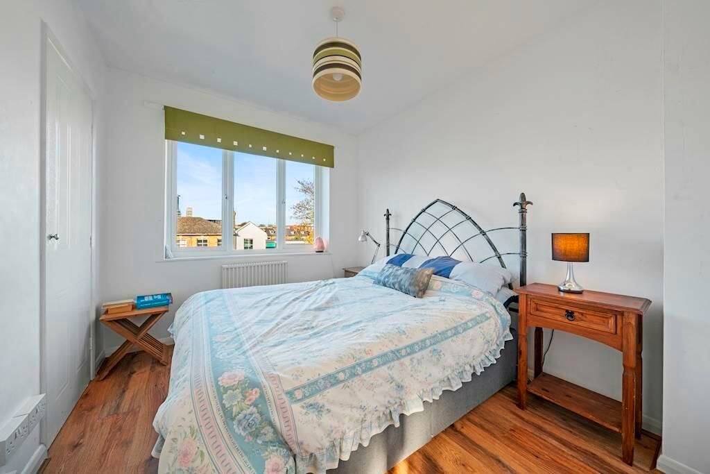 2 bed maisonette for sale in Downside Walk, Brentford TW8, £325,000