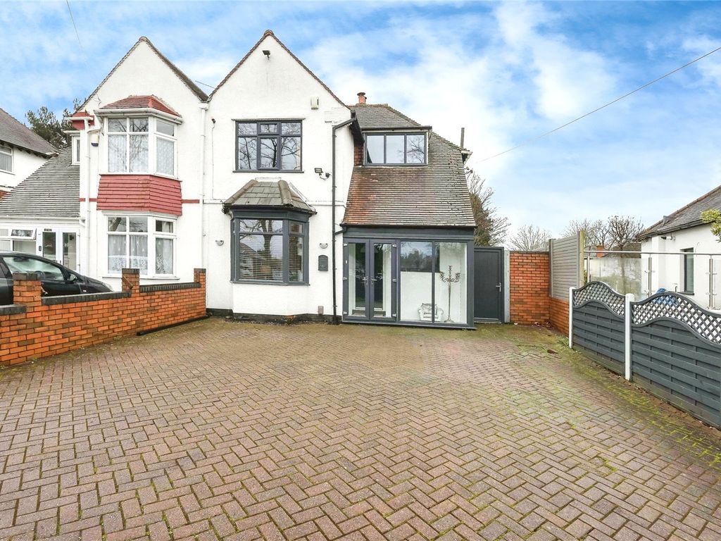 3 bed semi-detached house for sale in Marsh Hill, Birmingham, West Midlands B23, £290,000