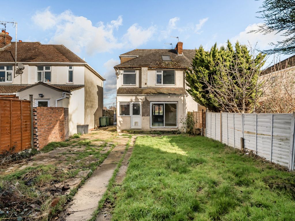 3 bed detached house for sale in Alstone Lane, Cheltenham, Gloucestershire GL51, £250,000