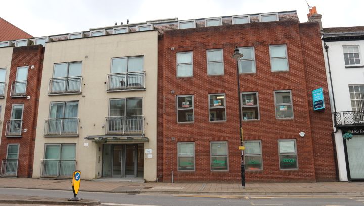 Office to let in 2nd Floor, 118 London Street, Reading RG1, £27,500 pa