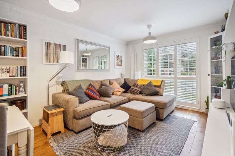1 bed flat for sale in Lower Cookham Road, Maidenhead SL6, £275,000