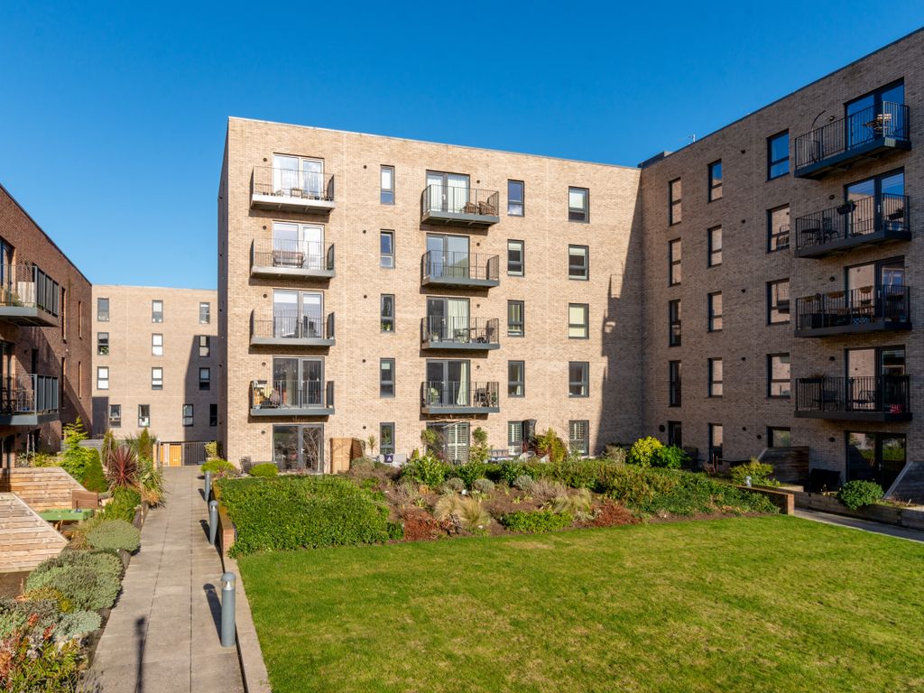 2 bed flat for sale in 22/2 Pillans Place, Leith, Edinburgh EH6, £315,000