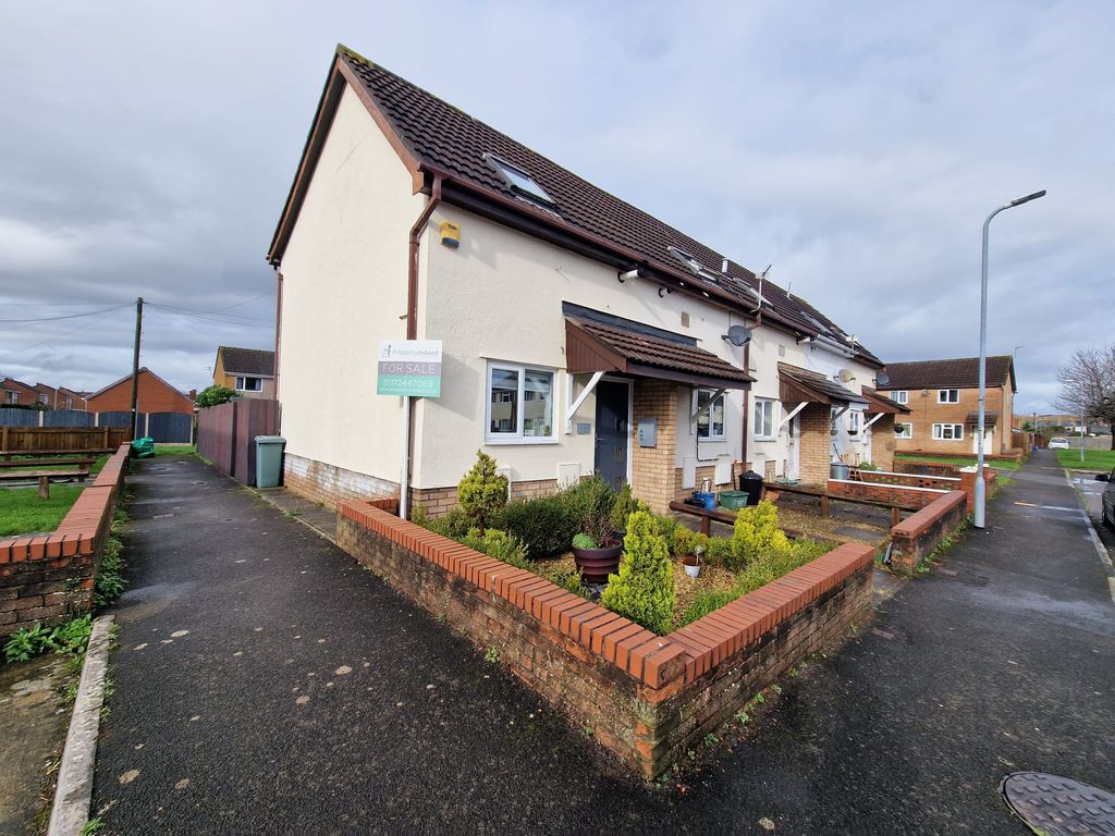 1 bed end terrace house for sale in Stafford Road, Caldicot NP26, £195,000