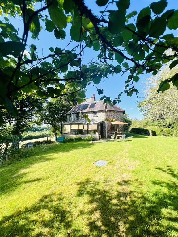 4 bed detached house for sale in Cynghordy, Llandovery SA20, £595,000