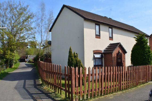 2 bed semi-detached house to rent in Templers Road, Newton Abbot TQ12, £995 pcm