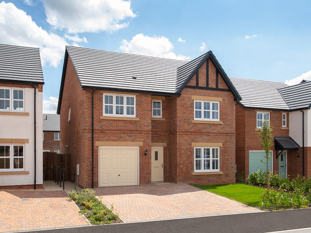 New home, 4 bed detached house for sale in 