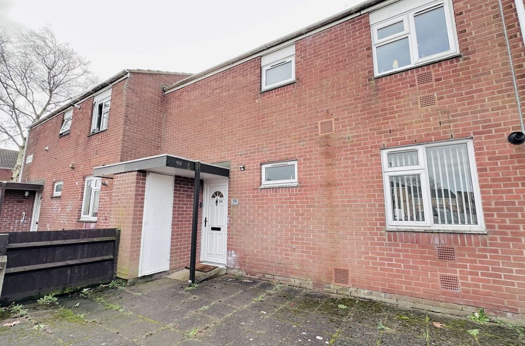 2 bed maisonette for sale in William Mckee Close, Coventry CV3, £110,000