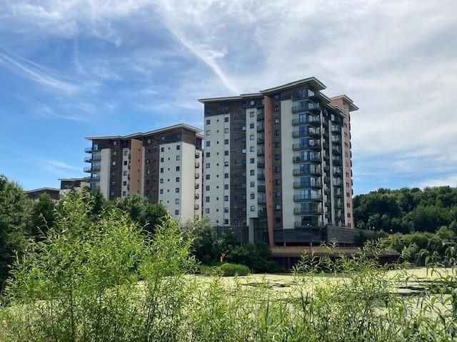 2 bed flat to rent in Picton, Watkiss Way, Cardiff CF11, £1,350 pcm