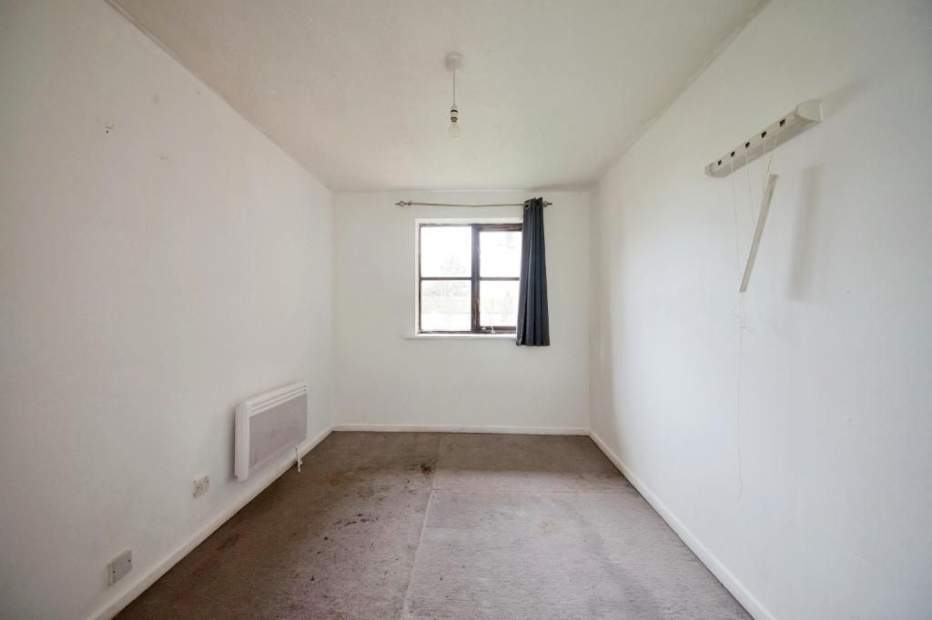 1 bed flat for sale in Sommerset, Tottenham, London N17, £220,000
