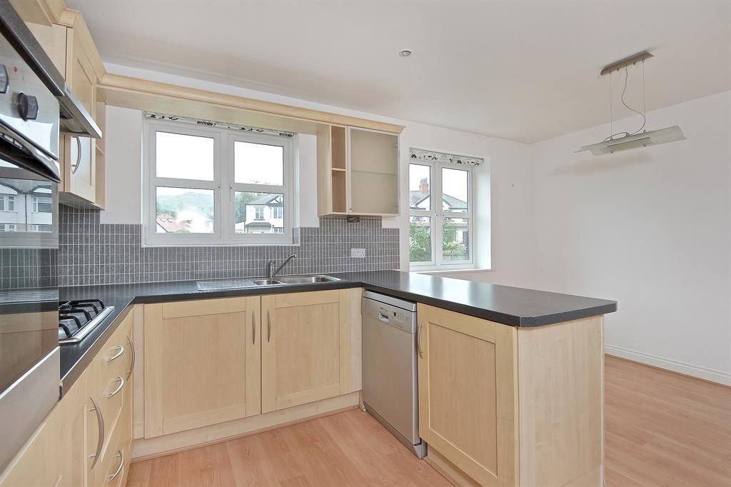 4 bed town house to rent in Low Beck, Ilkley LS29, £1,450 pcm