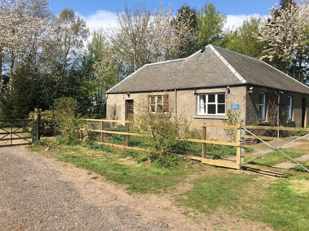 3 bed cottage to rent in Rowan Cottage, Dalreoch, Dunning, Perth PH2, £1,100 pcm