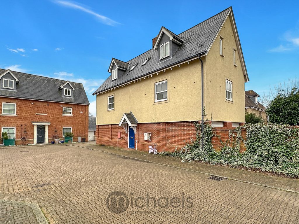 3 bed property for sale in Rouse Way, Colchester, Colchester CO1, £300,000