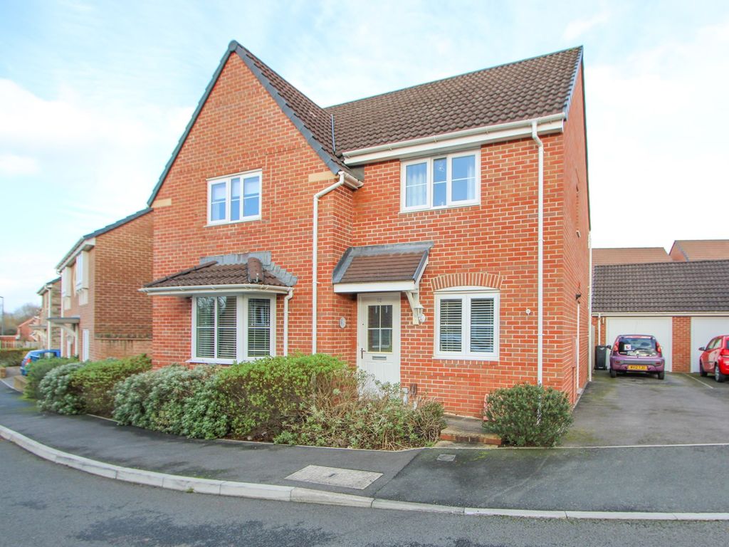 4 bed detached house for sale in Dingley Lane, Yate BS37, £499,950