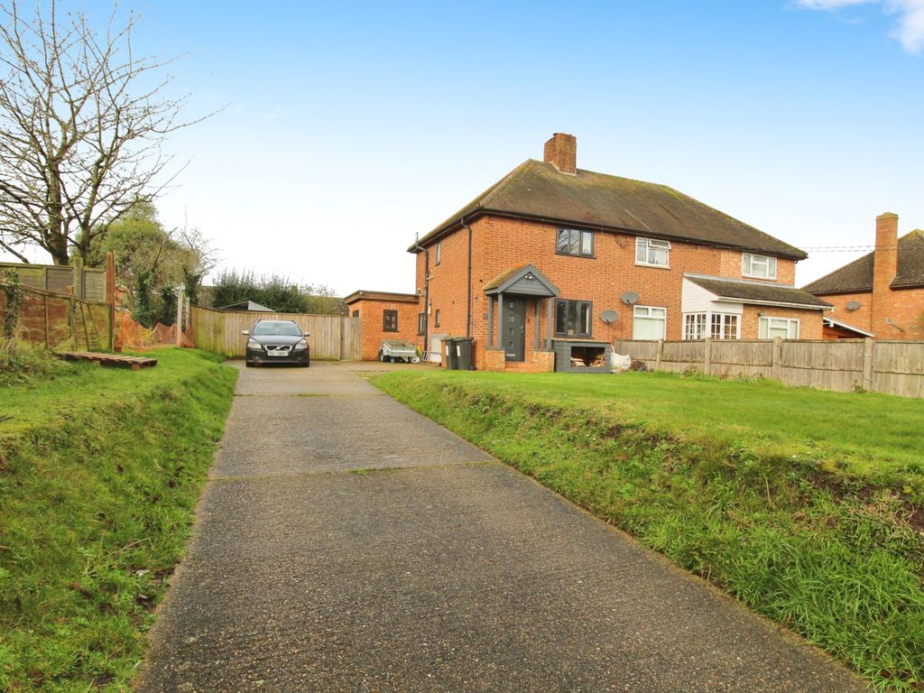 2 bed semi-detached house for sale in Hillcrest, Gislingham, Eye IP23, £280,000