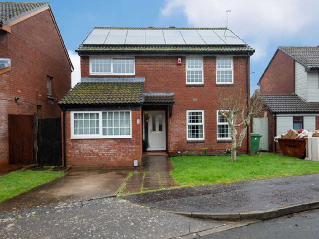 4 bed detached house for sale in Fulmar Close, St. Mellons CF3, £375,000