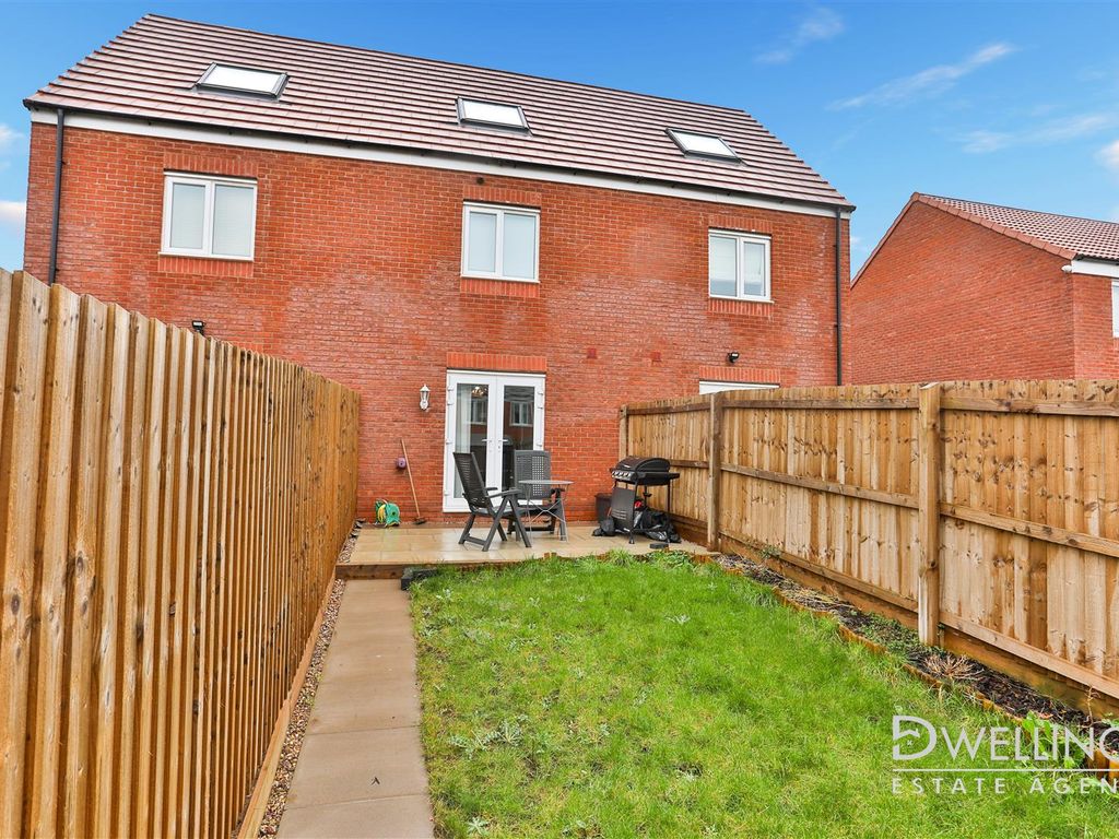 3 bed property for sale in Beacon Close, Anslow, Burton-On-Trent DE13, £205,000