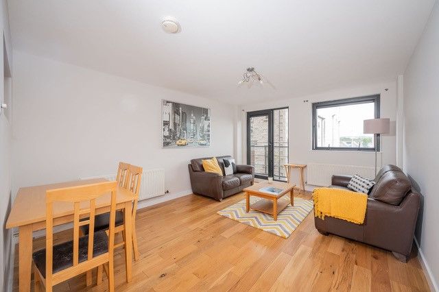 2 bed flat for sale in 17 Queens Square, Belfast BT1, £205,000