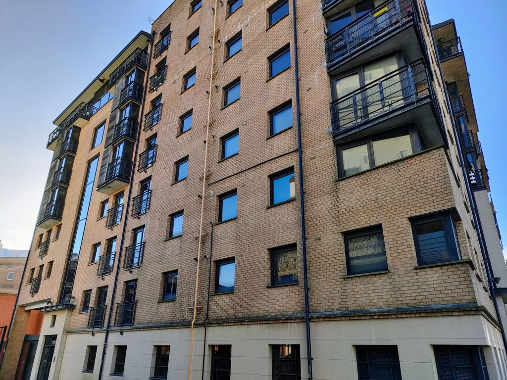 2 bed flat for sale in 17 Queens Square, Belfast BT1, £205,000