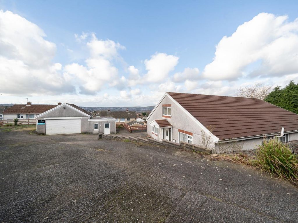 4 bed detached bungalow for sale in Pen Y Fan, Llansamlet, Swansea SA7, £330,000