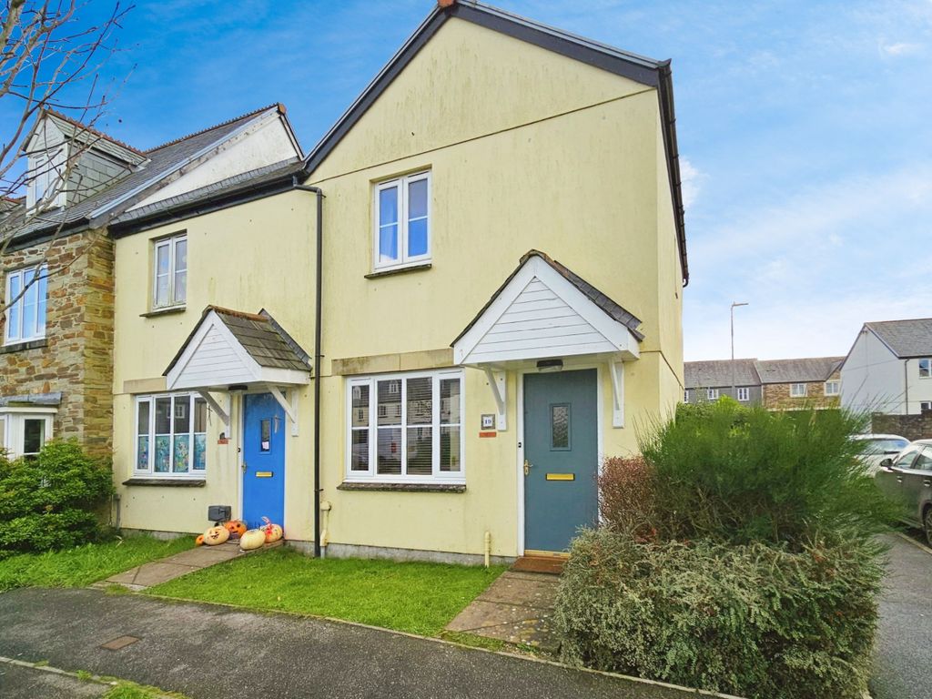 2 bed end terrace house for sale in Treclago View, Camelford PL32, £200,000