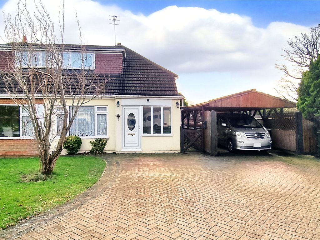 3 bed bungalow for sale in Kingsley Road, Horley RH6, £475,000