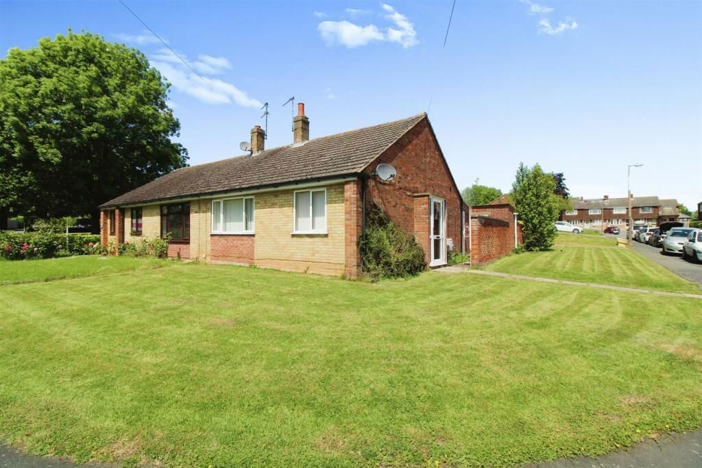 2 bed bungalow for sale in Hill Crescent, Stretton On Dunsmore, Rugby CV23, £210,000