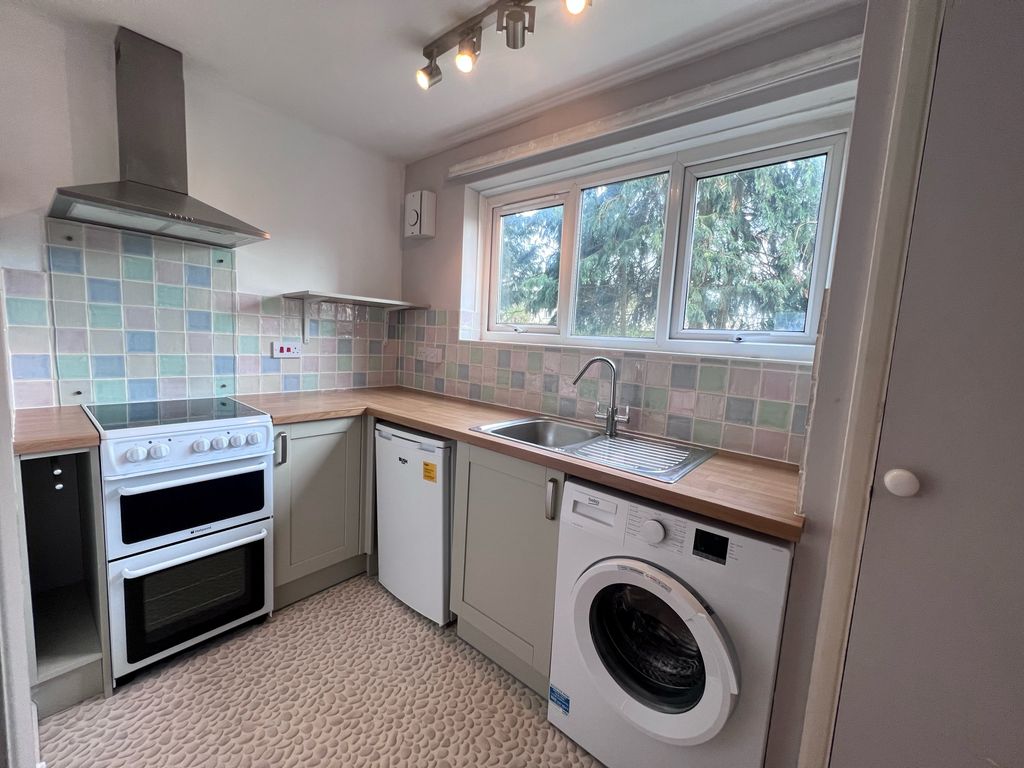 1 bed flat to rent in Heath View, Ipswich IP5, £750 pcm
