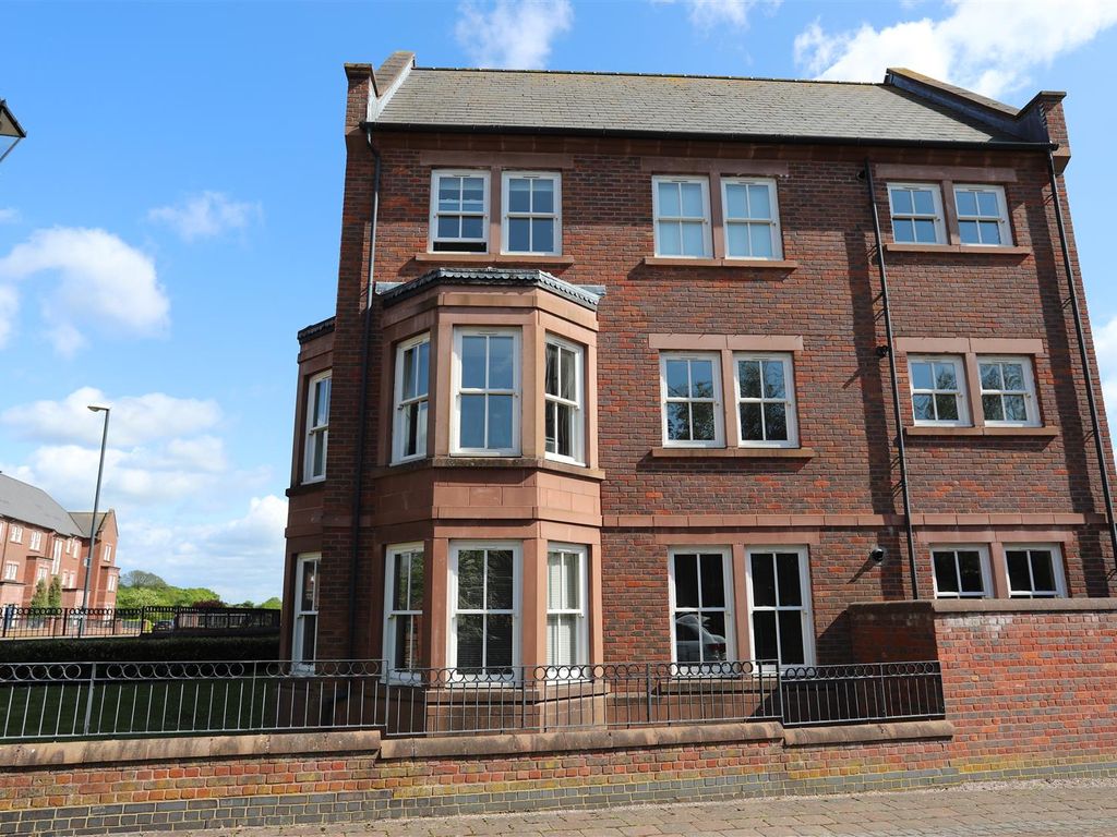 2 bed flat for sale in Jodrell Drive, Grappenhall, Warrington WA4, £185,000