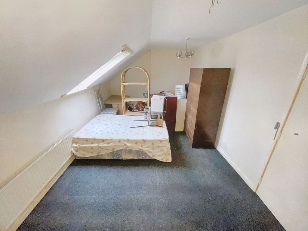 1 bed flat for sale in Flat 3 43 Louis Street, Kingston Upon Hull, North Humberside HU3, £10,000