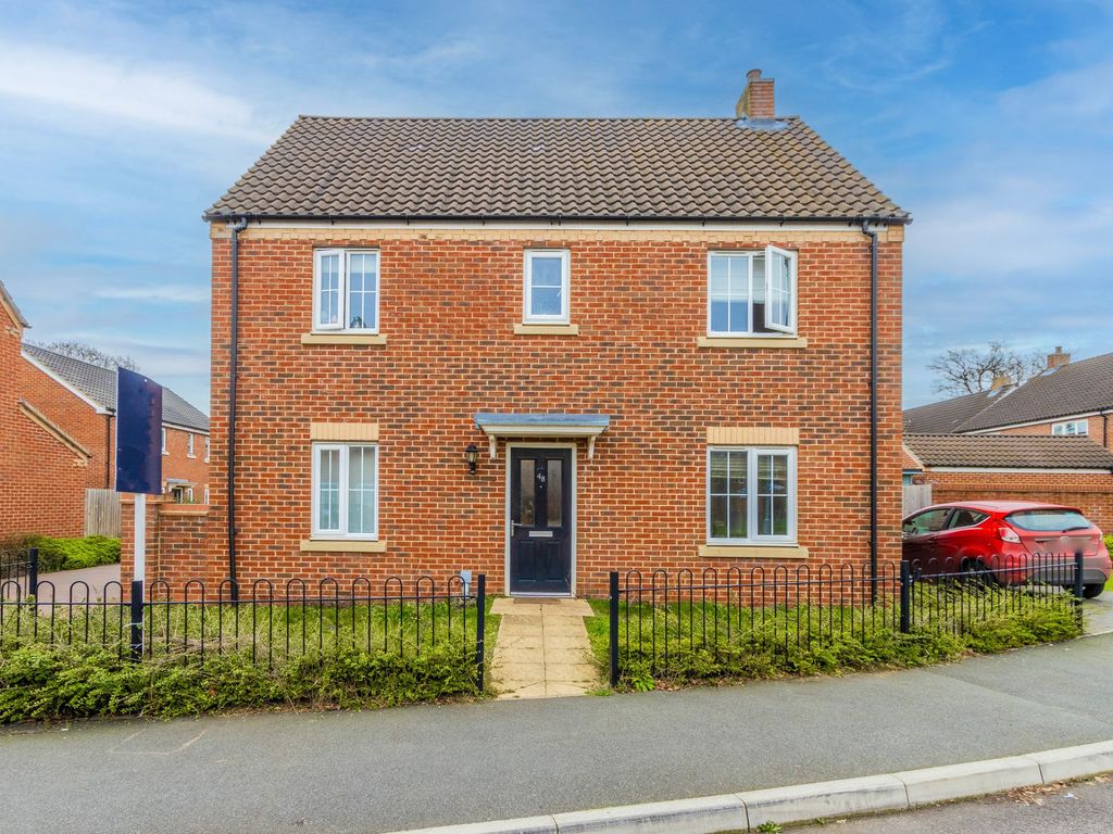 4 bed detached house for sale in Almond Drive, Cringleford, Norwich NR4, £400,000