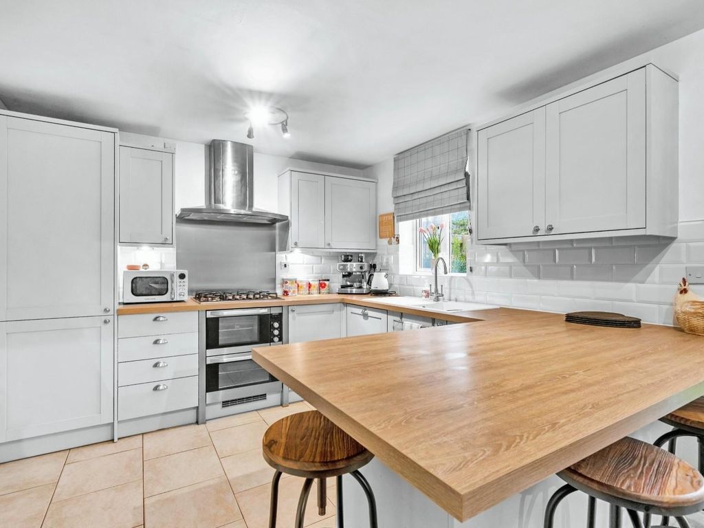 4 bed terraced house for sale in Beckett Drive, Osbaldwick, York YO19, £360,000