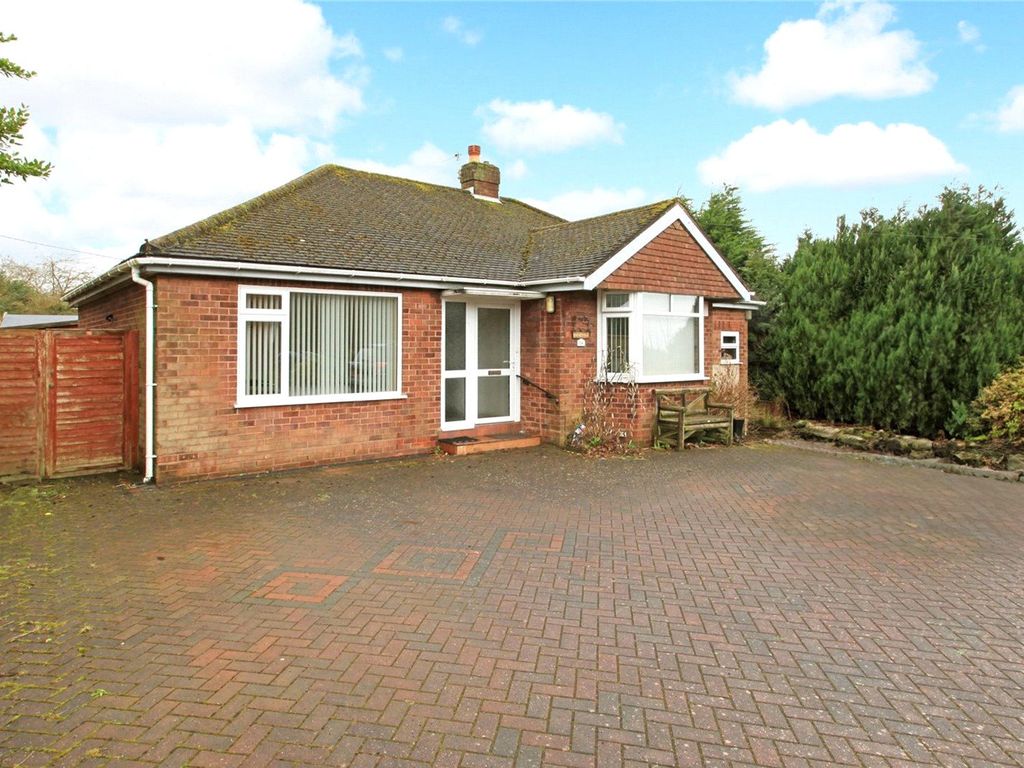 3 bed bungalow for sale in Milners Lane, Lawley Bank, Telford, Shropshire TF4, £330,000