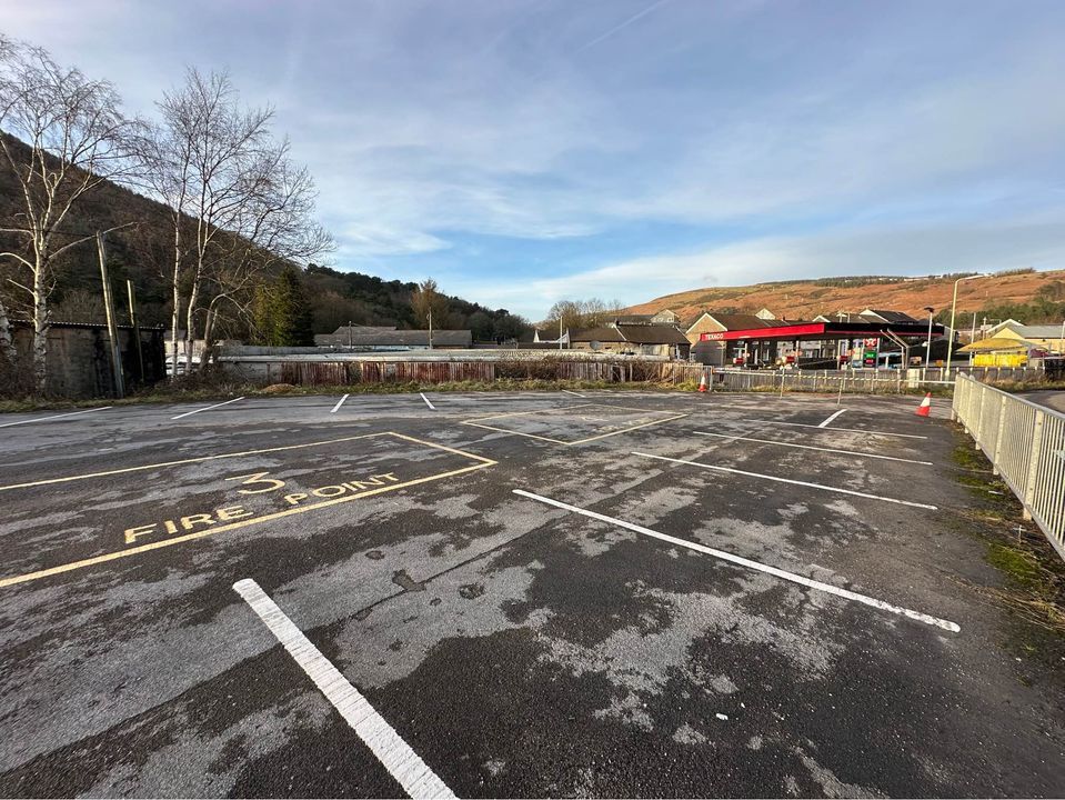 Land to let in Griffin Windows, Ridgewell Way, Tonypandy CF40, £32,460 pa