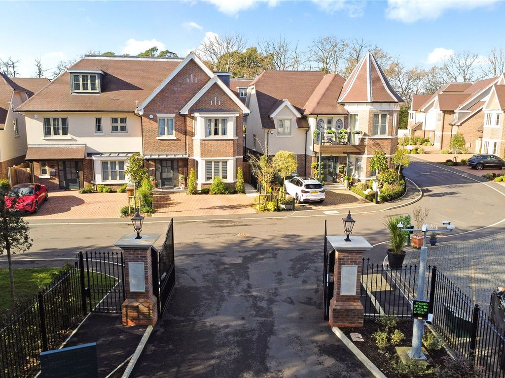 New home, 5 bed detached house for sale in Heathbourne Road, Bushey Heath, Bushey, Hertfordshire WD23, £2,195,000