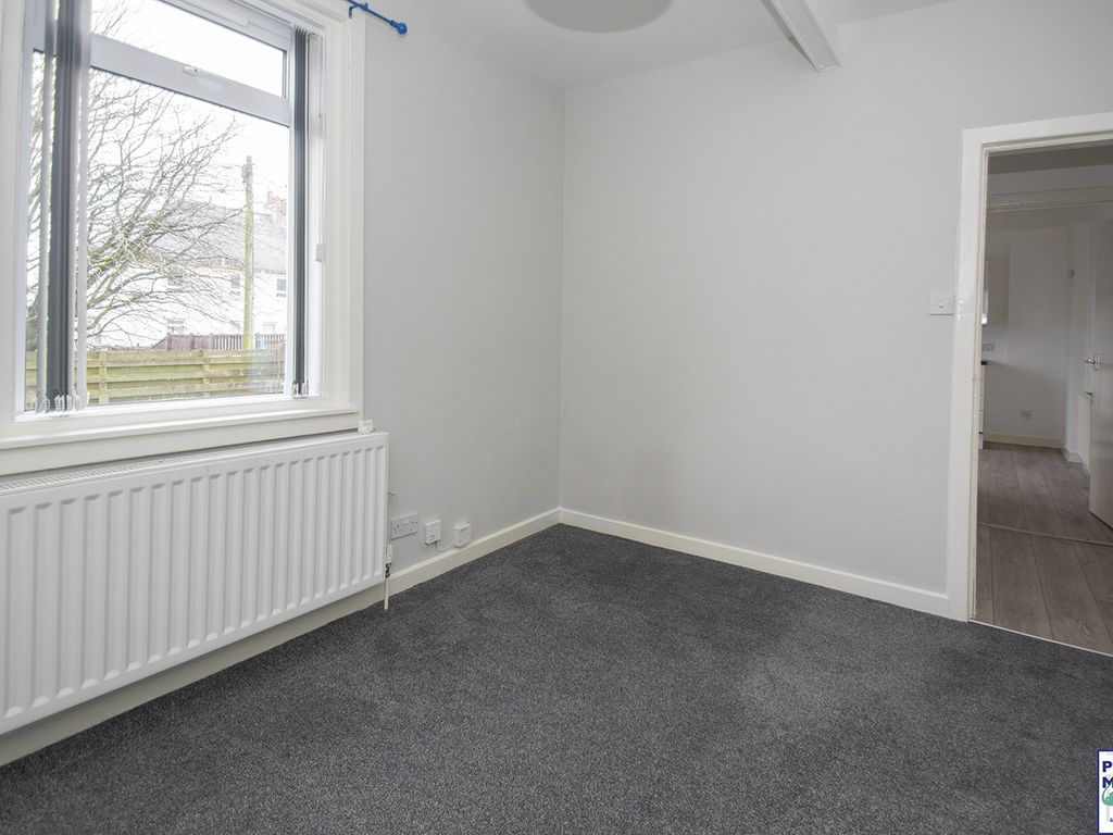 2 bed flat for sale in Elderslie Crescent, Kilmarnock KA1, £59,995