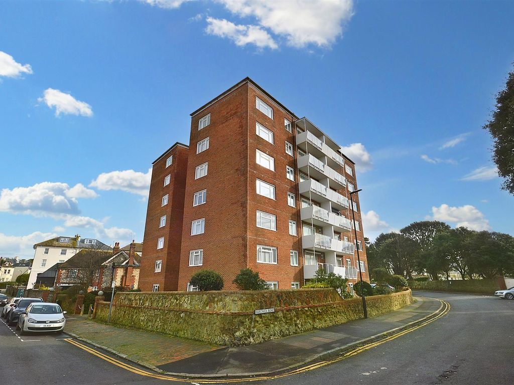 2 bed flat for sale in Blackwater Road, Eastbourne BN21, £309,950