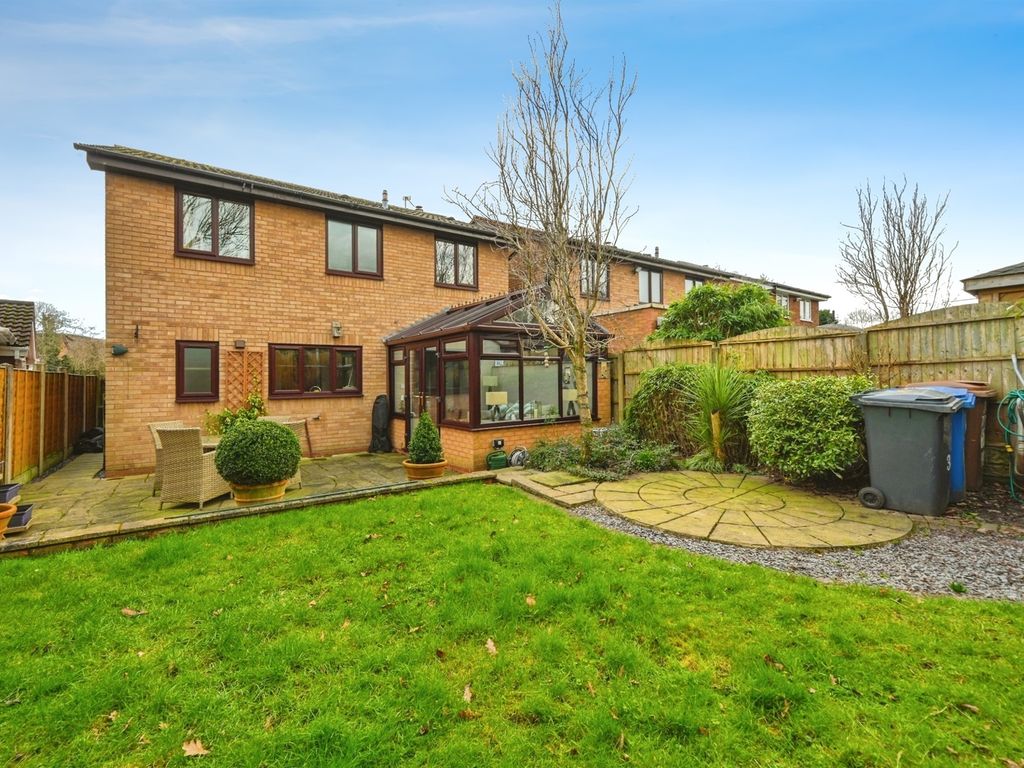 4 bed detached house for sale in Wordsworth Close, Armitage, Rugeley WS15, £350,000