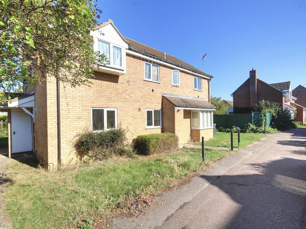 2 bed detached house for sale in Ferndown Drive, Godmanchester, Huntingdon PE29, £190,000