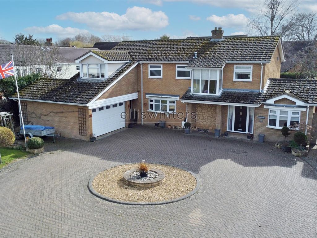 4 bed detached house for sale in Needingworth Road, St. Ives, Huntingdon PE27, £855,000