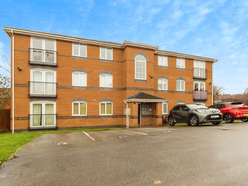 2 bed flat for sale in Denby Court, Netherfield, Nottingham, Nottinghamshire NG4, £120,000