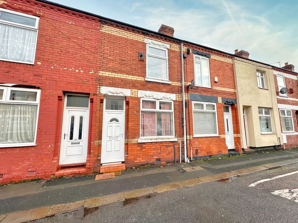 2 bed terraced house for sale in Caroline Street, Irlam M44, £149,995