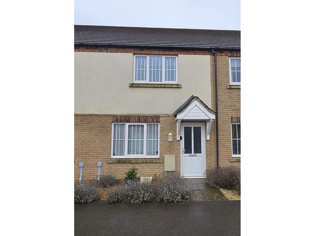 2 bed terraced house for sale in Lowfield Crescent, Ely CB6, £235,000