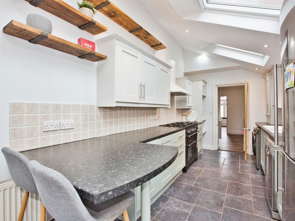 4 bed end terrace house for sale in Burcott Road, Wells BA5, £525,000
