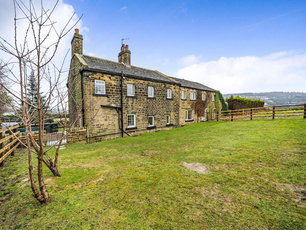 4 bed link detached house for sale in Morton Lane, East Morton, Keighley BD20, £615,000